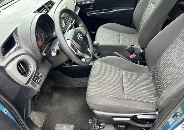 Toyota Yaris cena 26900 przebieg: 158000, rok produkcji 2012 z Kraków małe 172